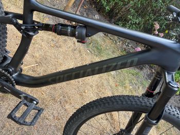 Použité Specialized Epic EVO Comp 2022 2022 Mountainbike — obrázek 4 z 16