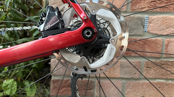 Trek Domane SL 6 2022 2022 Road & Gravel usato, Rosso — immagine 4 di 7
