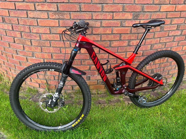 Używany Canyon Strive CF 7.0 2019 2019 Mountainbike — zdjęcie 2 z 4