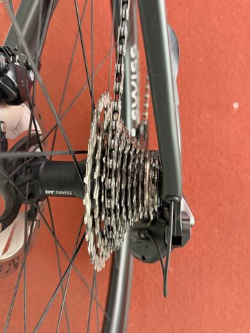 Brugt Canyon Endurace CF 8 Di2 2024 2024 Road & Gravel — billede 5 af 6