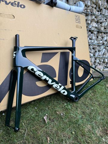 Käytetty Cervélo Caledonia-5 Force AXS 2026 Frameset 2026 Road & Gravel — kuva 2 / 11