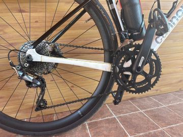 Used Cannondale SuperSix EVO Shimano Ultegra 2022 Road & Gravel, White — image 3 of 5