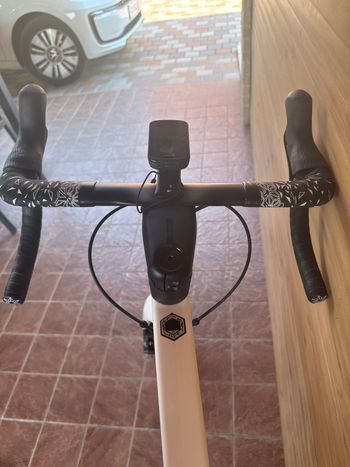Used Cannondale SuperSix EVO Shimano Ultegra 2022 Road & Gravel, White — image 4 of 5