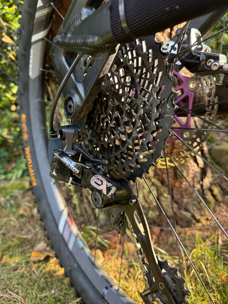 Used Mondraker Custom Other SRAM 2019 Mountainbike, Black — image 9 of 12