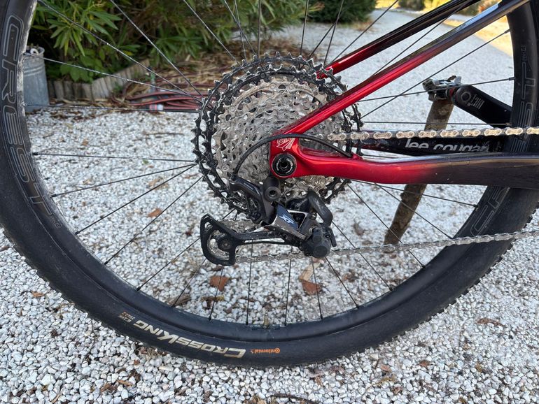 Używany Lee Cougan Crossfire 428 Full XT 2023 2023 Mountainbike — zdjęcie 7 z 8