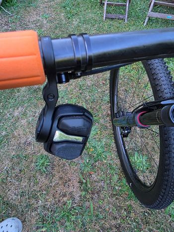 Použité Stoll Custom Sram Eagle Transmission XX SL 2024 Mountainbike — obrázek 16 z 19