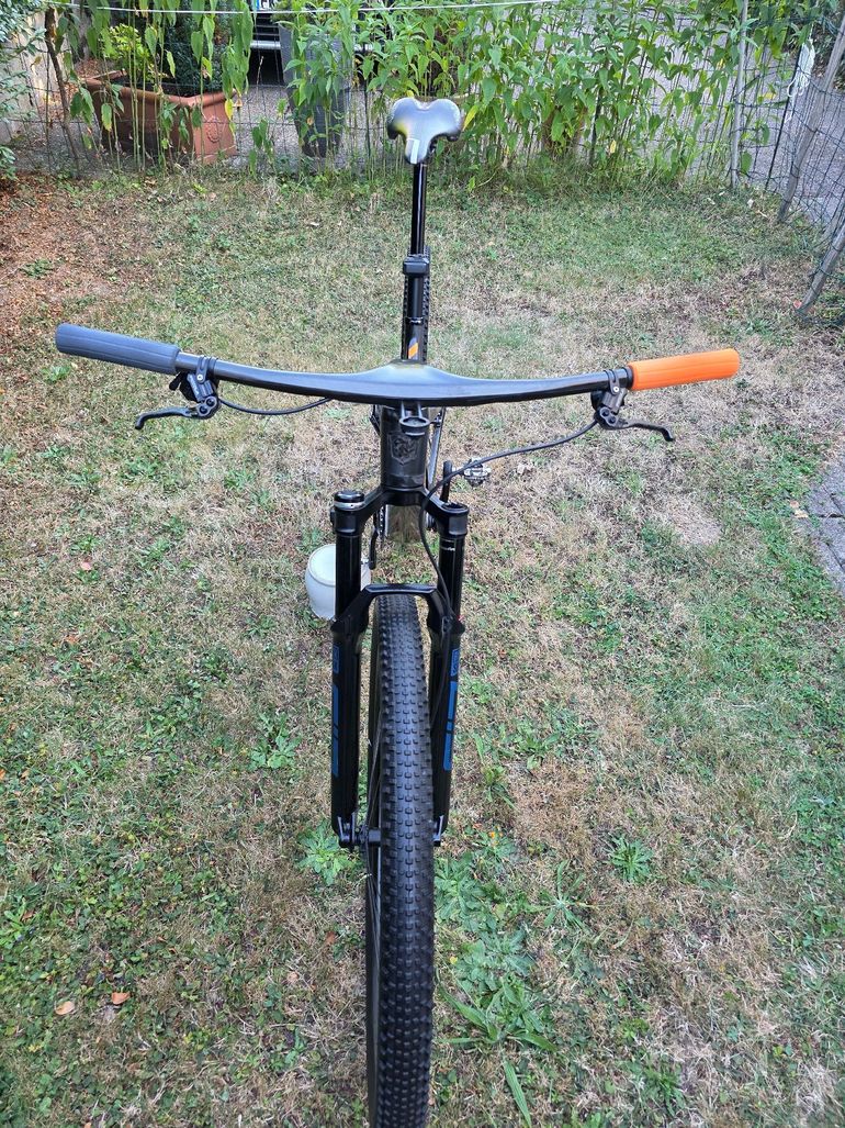 Použité Stoll Custom Sram Eagle Transmission XX SL 2024 Mountainbike — obrázek 2 z 19