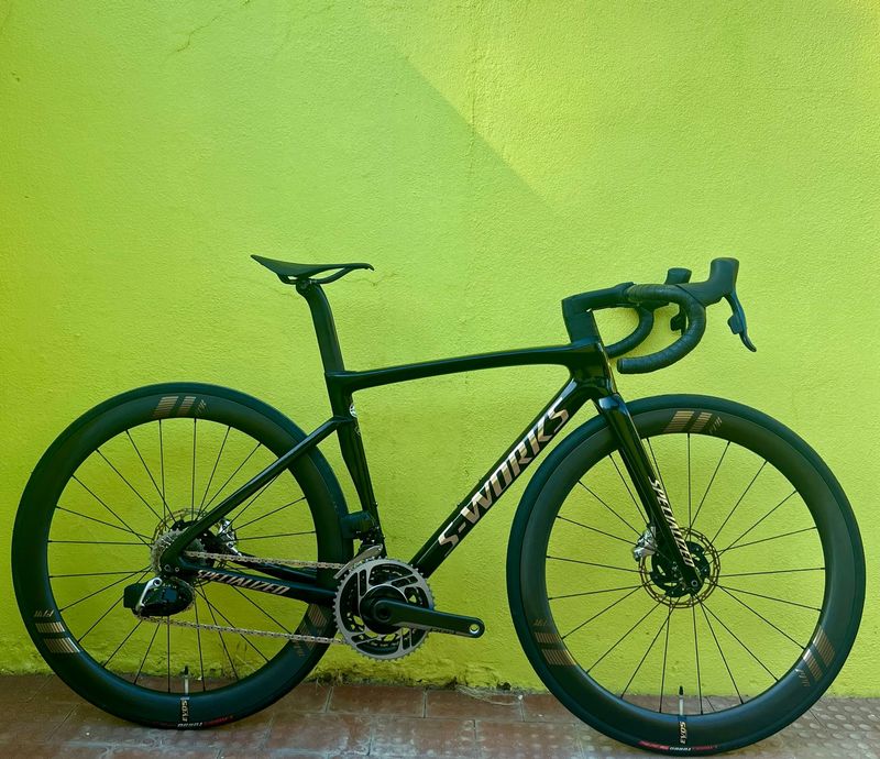 Specialized Tarmac SRAM Red 2024 Road & Gravel de segunda mano