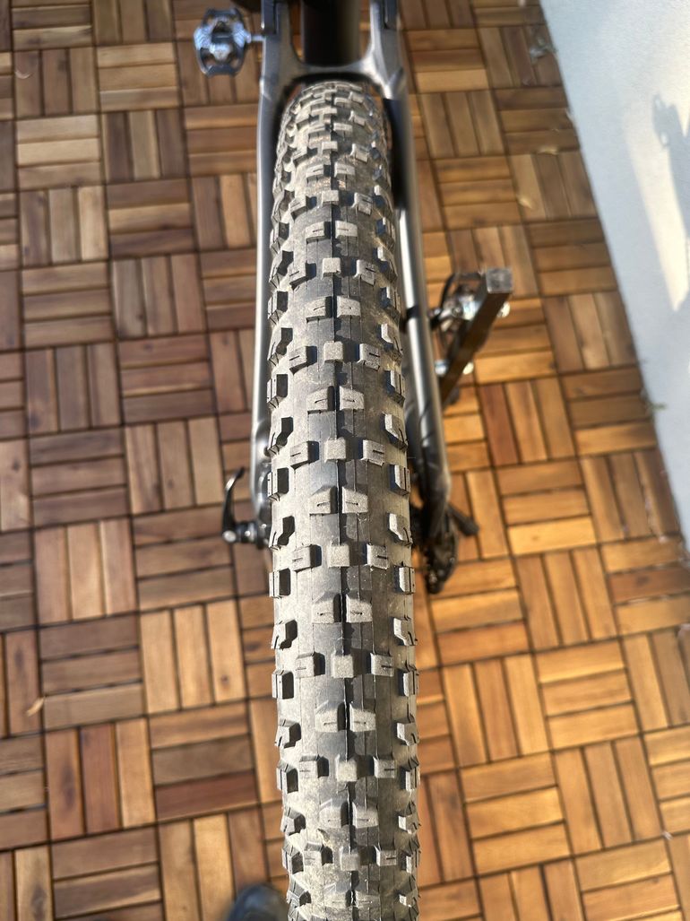 Used Trek Slash 8 2019 2019 Mountainbike, Black, 29 — image 10 of 17
