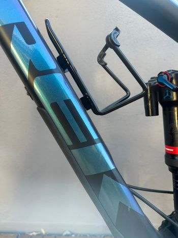 Used Trek Slash 8 2019 2019 Mountainbike, Black, 29 — image 12 of 17