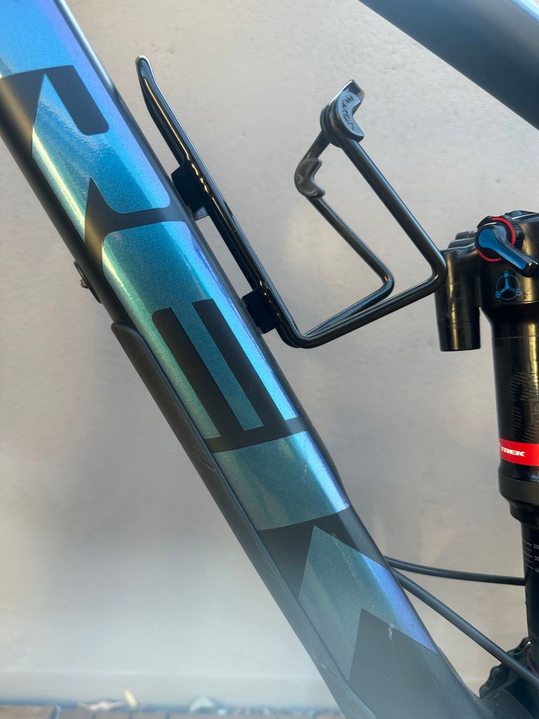 Used Trek Slash 8 2019 2019 Mountainbike, Black, 29 — image 12 of 17