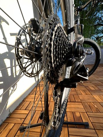 Used Trek Slash 8 2019 2019 Mountainbike, Black, 29 — image 15 of 17