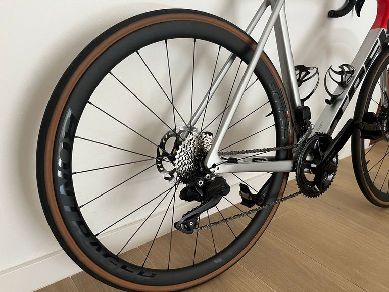 Brugt Trek Émonda SL 6 2024 2024 Road & Gravel — billede 5 af 7