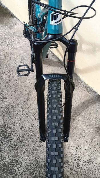 Used Jamis FAULTLINE A2 2024 2024 Mountainbike, Blue, 29 — image 10 of 10
