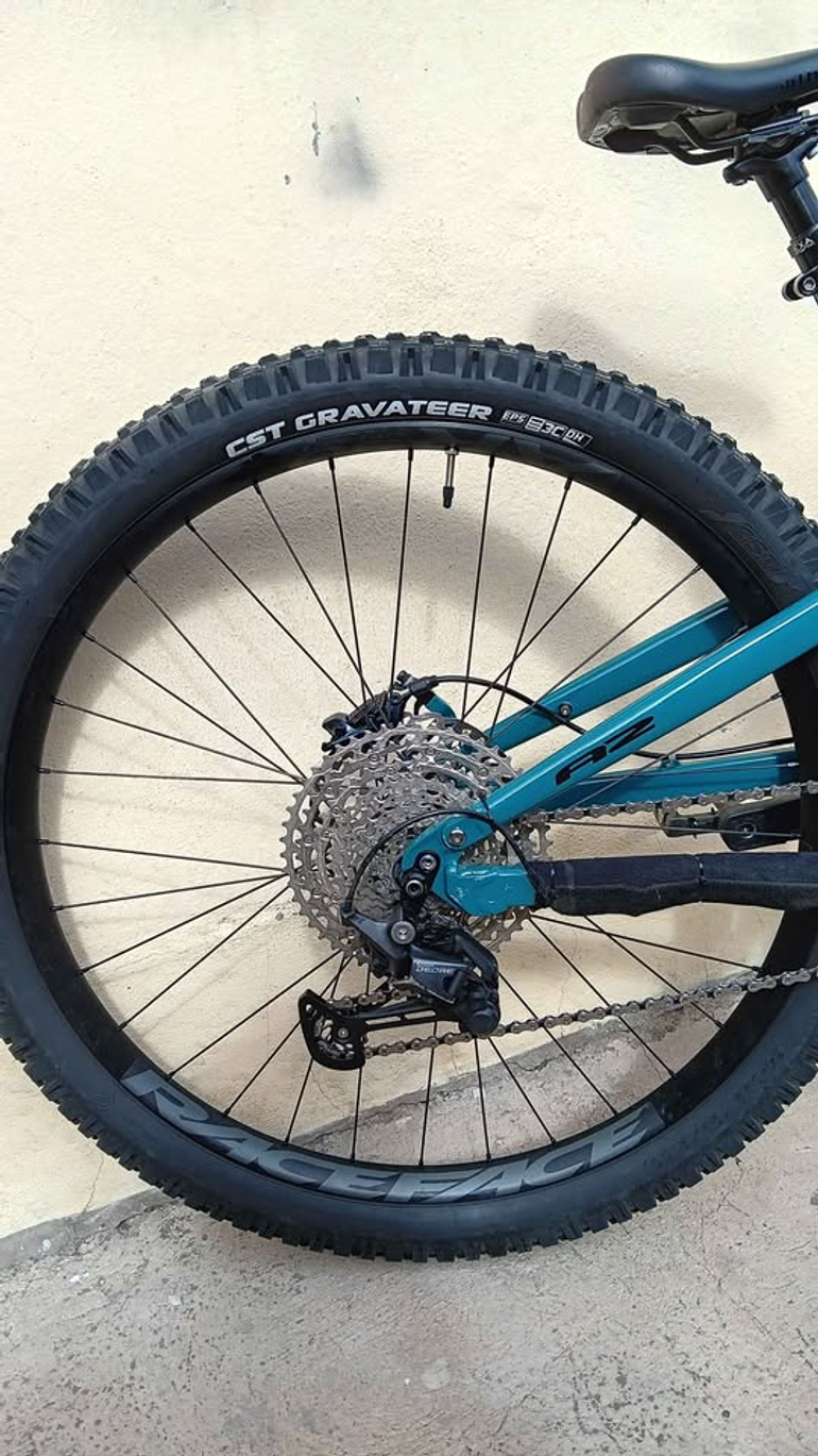 Used Jamis FAULTLINE A2 2024 2024 Mountainbike, Blue, 29 — image 8 of 10