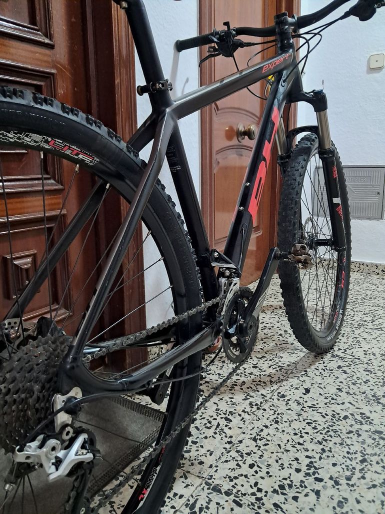 BH Custom Shimano Deore XT 2023 Mountainbike d'occasion — image 5 sur 10