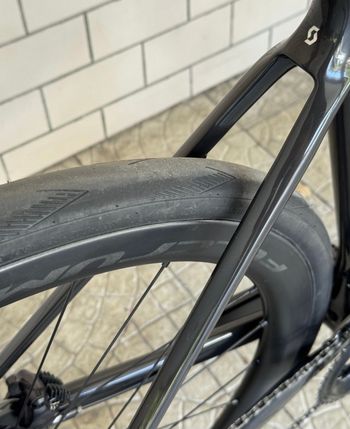 Gebrauchtes Scott Addict 10 2025 2025 Road & Gravel, Schwarz — Bild 8 von 9
