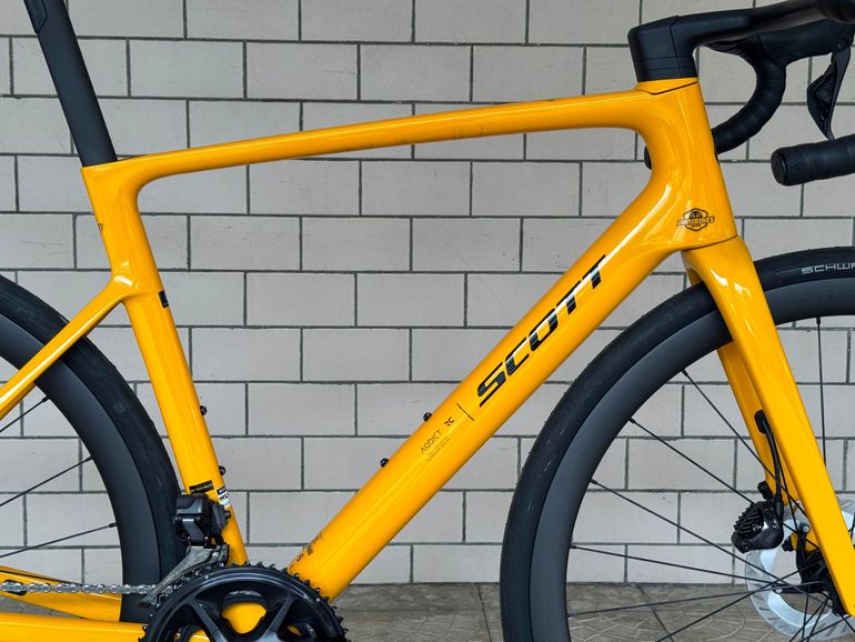 Used Scott Addict 20 2026 2026 Road & Gravel, Orange — image 2 of 11