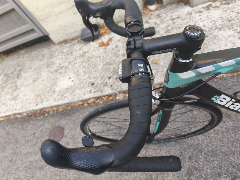 Used Bianchi 928 Other Campagnolo 2015 Road & Gravel, Black — image 4 of 7