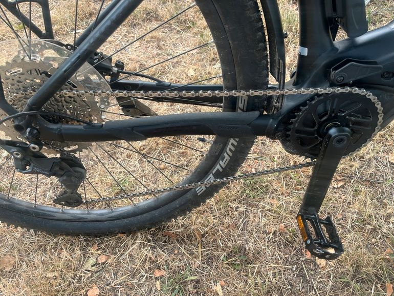 Used Giant Fathom E+ EX 2022 2022 Mountainbike, Black, 29 — image 6 of 13