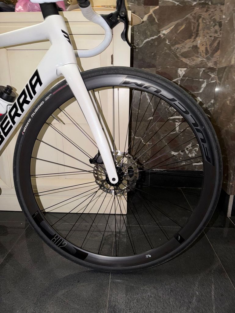 Tweedehands Berria BELADOR Campagnolo Chorus 2025 Road & Gravel — afbeelding 3 van 5