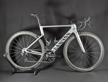Canyon Aeroad CF SL 8 Dura Ace 2019 2019 Road & Gravel d'occasion