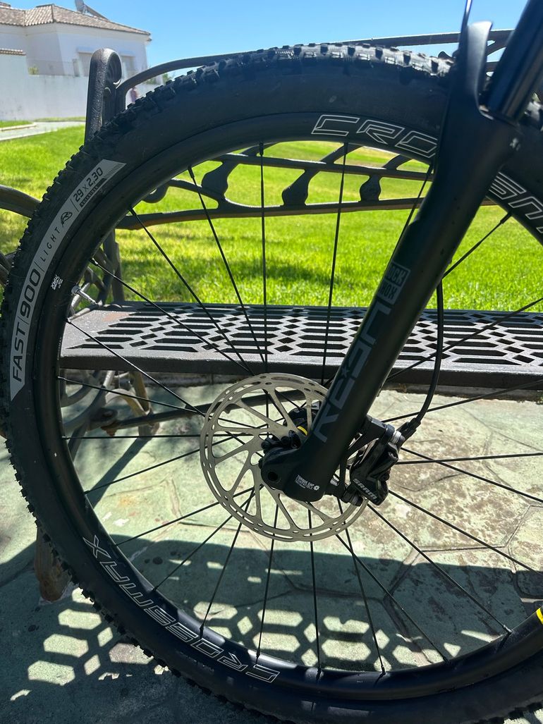 ROCKRIDER Mountainbike SRAM GX Eagle 2023 Mountainbike d'occasion — image 9 sur 11