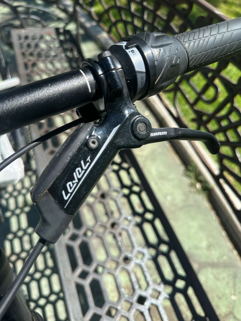 ROCKRIDER Mountainbike SRAM GX Eagle 2023 Mountainbike d'occasion — image 8 sur 11