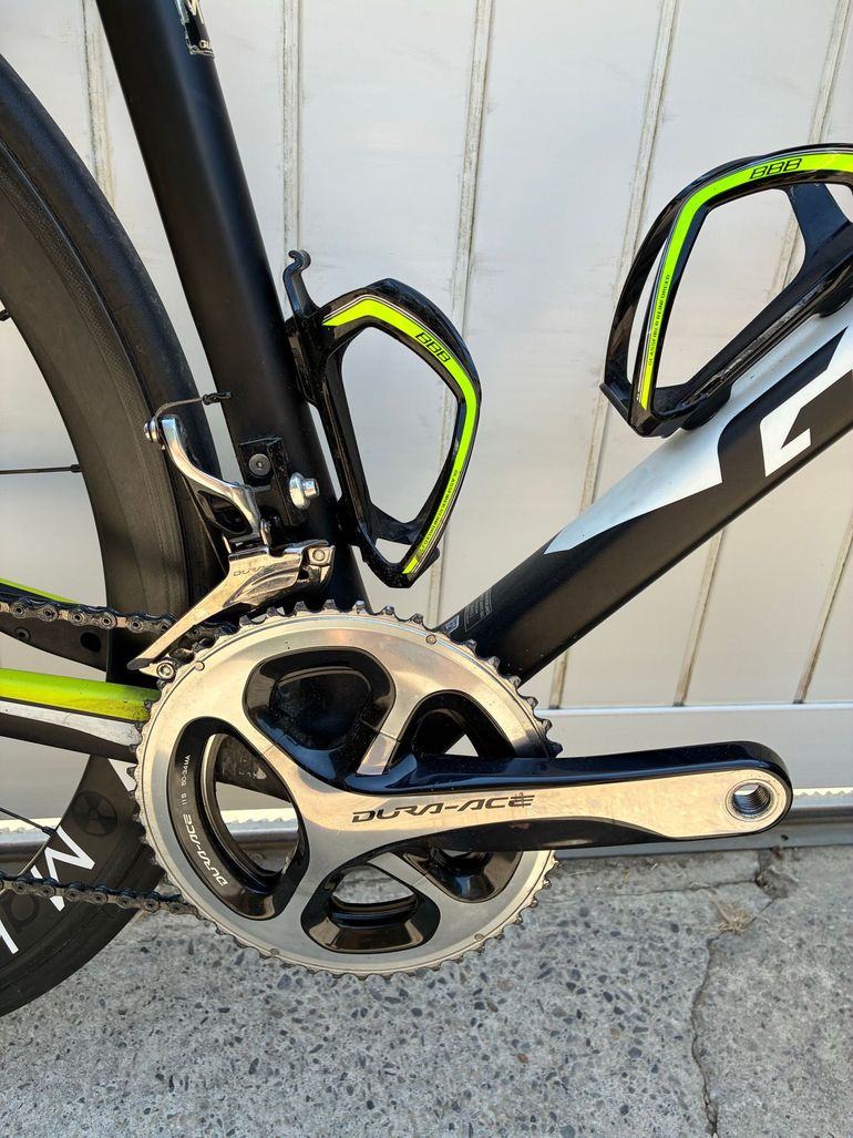 Used Giant TCR Advanced Pro 1 2017 2017 Road & Gravel, Black — image 3 of 8