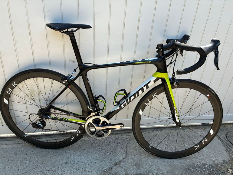 Used Giant TCR Advanced Pro 1 2017 2017 Road & Gravel, Black — image 2 of 8