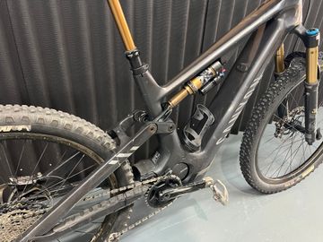 Tweedehands Canyon Spectral:ON CFR 2022 2022 Mountainbike — afbeelding 17 van 19