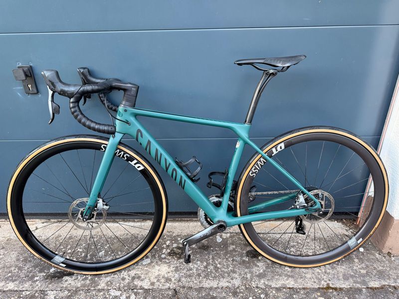 Used Canyon Endurace CF SL 8 Disc eTap 2022 2022 Road & Gravel