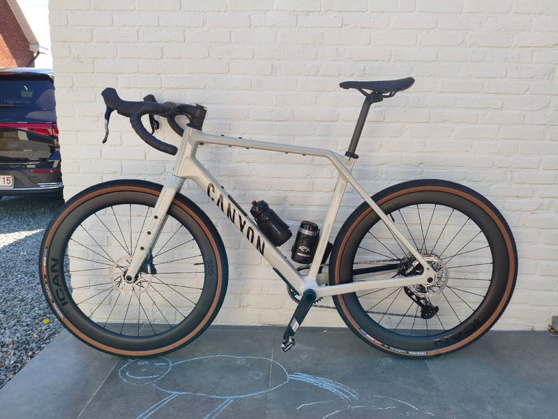 Käytetty Canyon Grizl SRAM Apex 2026 Road & Gravel