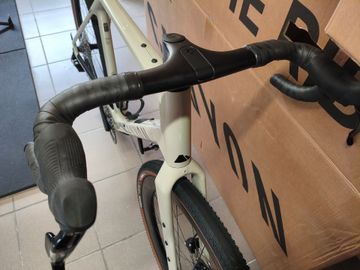 Gebrauchtes Canyon Grizl SRAM Apex 2026 Road & Gravel, Weiß — Bild 5 von 8