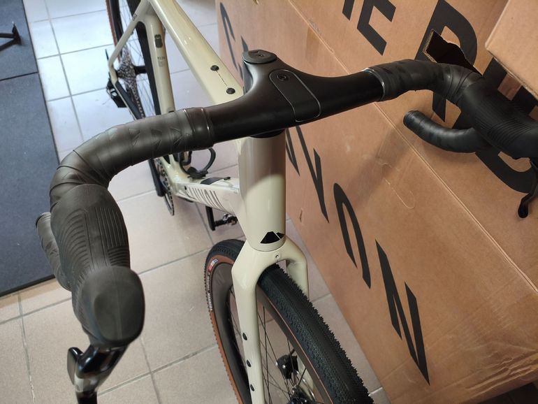 Brugt Canyon Grizl SRAM Apex 2026 Road & Gravel — billede 10 af 12