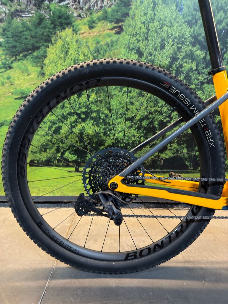 Trek Procaliber 9.7 2021 2021 Mountainbike usato, Arancione — immagine 2 di 9