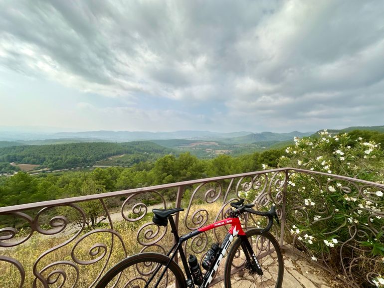 Used Trek Emonda Shimano Ultegra Di2 2021 Road & Gravel, Black — image 2 of 15