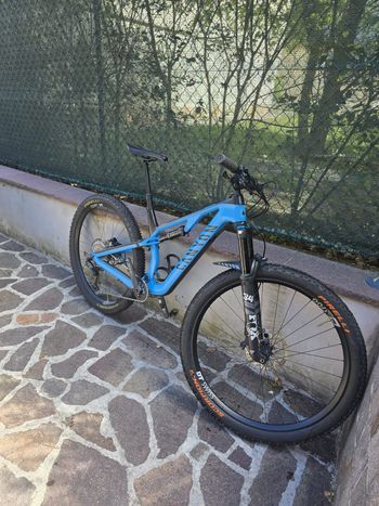 Gebrauchtes Canyon Neuron CF 8 2022 2022 Mountainbike, Blau, 27.5, 29 — Bild 3 von 4