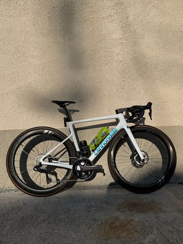 Brugt Cannondale SuperSix EVO Hi-MOD Disc Ultegra Di2 2022 2022 Road & Gravel
