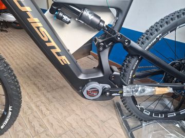 Used Whistle B Rush Rx 2024 Mountainbike, Black — image 3 of 3