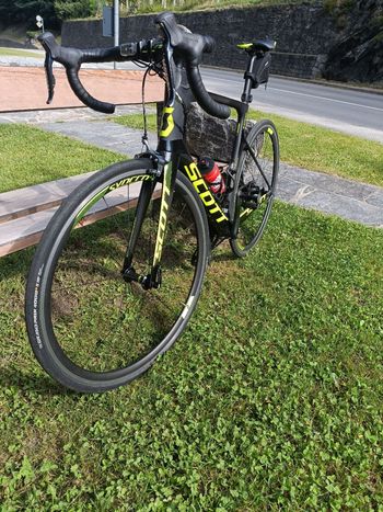 Käytetty Scott Foil 10 2017 2017 Road & Gravel — kuva 3 / 3
