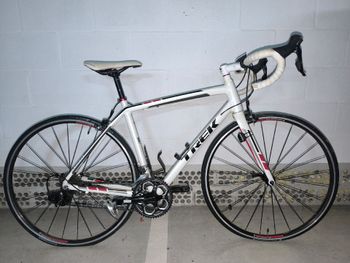 Trek Madone 2.1 H2 Compact 2015 2015 Road & Gravel usato