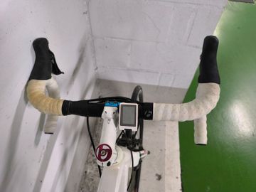 Tweedehands Trek Madone 2.1 H2 Compact 2015 2015 Road & Gravel — afbeelding 6 van 10