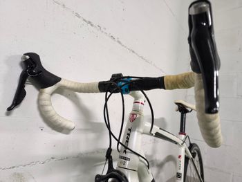 Gebrauchtes Trek Madone 2.1 H2 Compact 2015 2015 Road & Gravel, Weiß — Bild 8 von 10
