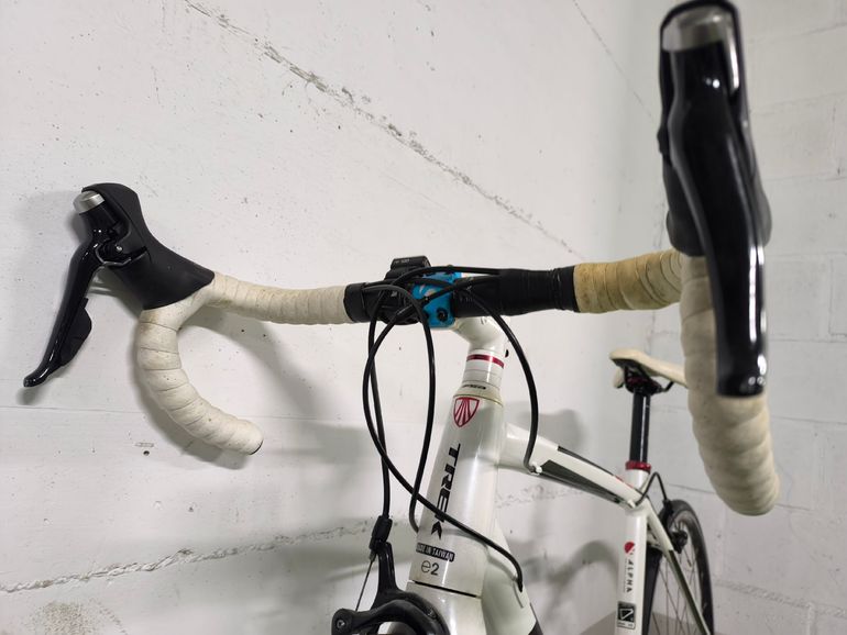 Gebrauchtes Trek Madone 2.1 H2 Compact 2015 2015 Road & Gravel, Weiß — Bild 8 von 10