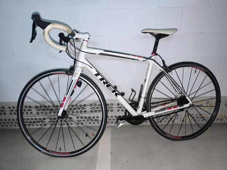 Gebrauchtes Trek Madone 2.1 H2 Compact 2015 2015 Road & Gravel, Weiß — Bild 2 von 10