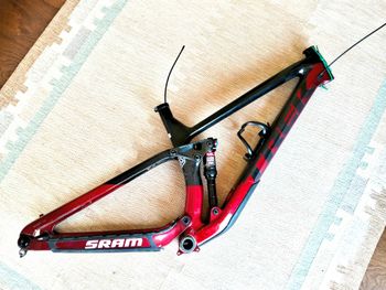 Używany Trek Fuel EX 9.8 2020 Frameset 2020 Mountainbike — zdjęcie 7 z 7