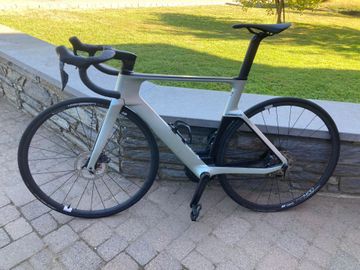 Gebrauchtes Orbea ORCA AERO M20iLTD 2024 2024 Road & Gravel