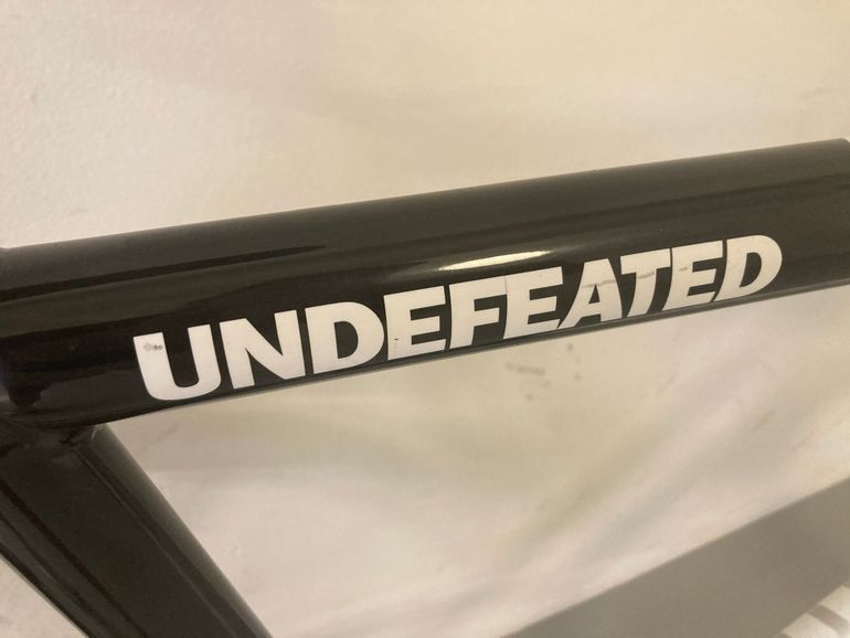 State Bicycle Co. Undefeated Frameset 2018 Road & Gravel d'occasion — image 6 sur 10