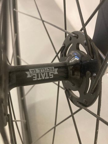 State Bicycle Co. Undefeated Frameset 2018 Road & Gravel d'occasion — image 4 sur 10